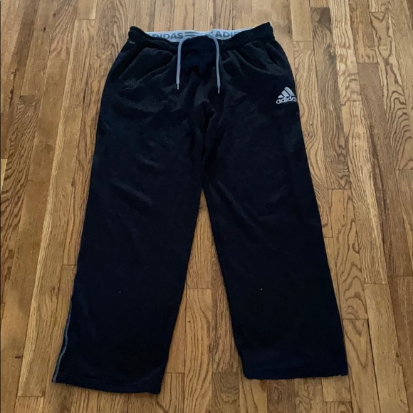 Sweats - Picture 1 of 1